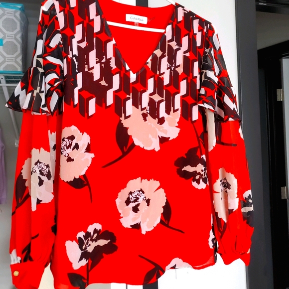 Calvin Klein Top - Picture 1 of 1